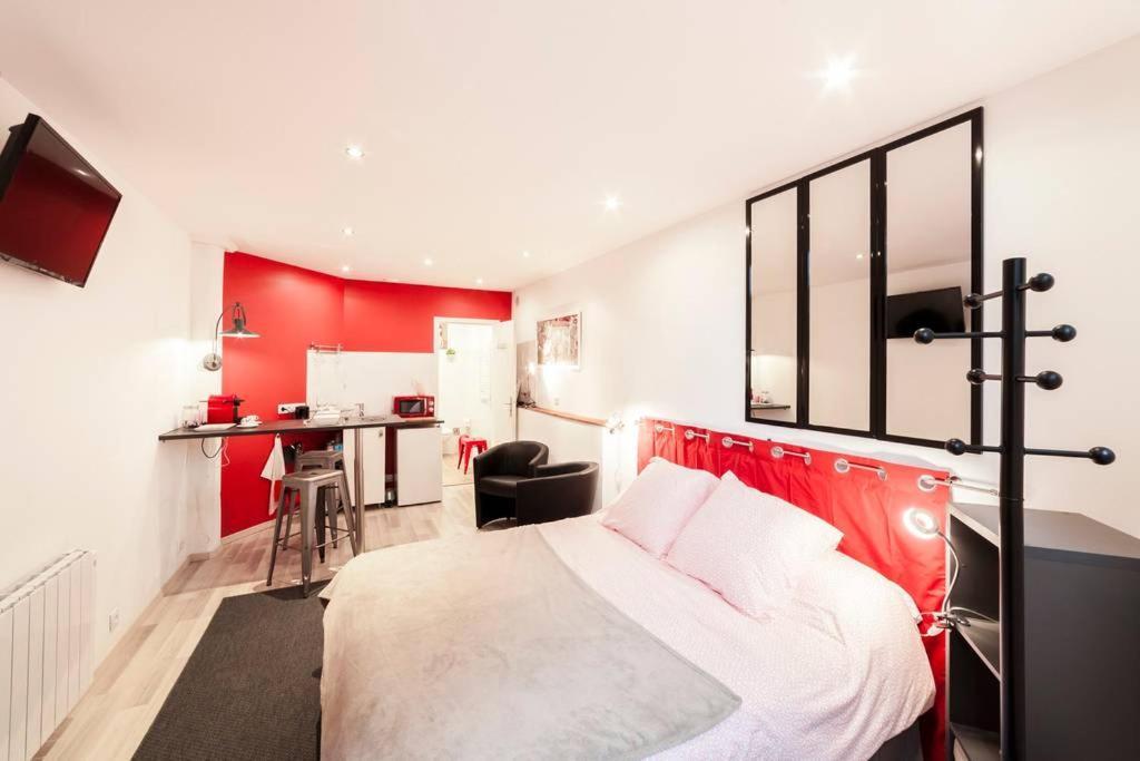 Le Studio De La Place Saint-Jean Du Vieux Lyon Ail Esterno foto